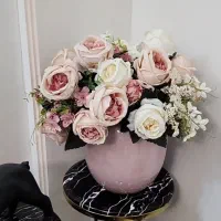 گل و گلدان