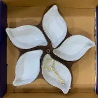 سینی و یک عدد اردو خوری