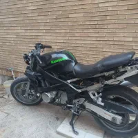 کاوازاکی zzr400