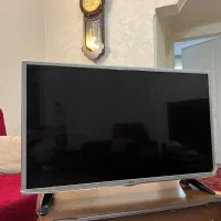 LED 32 LG