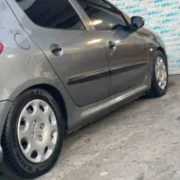 مدل ۸۷سه لکه رنگ