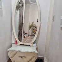آینه و میز
