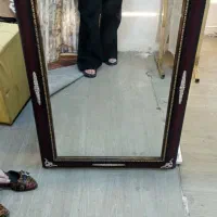 آینه قدی شیک و محکم                   و یک عددپاف