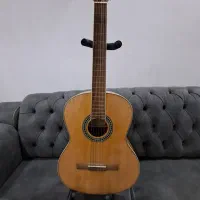 گیتار و تنبک
