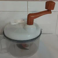 خوردکن دستی