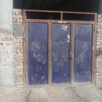 در حیاط آهنی سالم کلاته باقرخان ۳