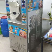 دستگاه بستنی