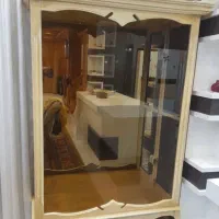 ویترین برنز و جادار