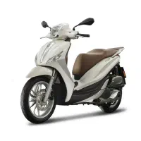 وسپا پیاجیو مدلی Medly رقیب سرتر nmax