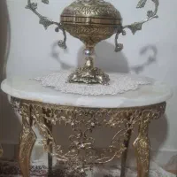 آجیل‌خوری برنز