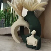 گلدان و همدم
