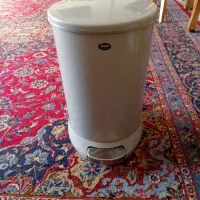سطل زباله مارک لیمون