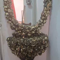 کنسول و آینه کاملا سالم بدون رنگ پریدگی و شکستگی