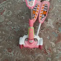 اسکوتر دوپایی چهار چرخ