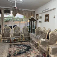 دو طبقه دربست ۹۰ متر زمین هر طبقه ۷۰ متر ساخت