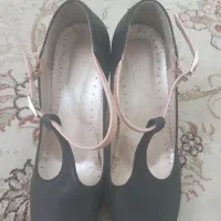کفش پاشنه بلند
