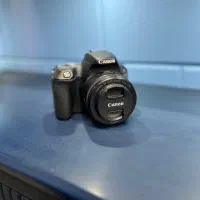 کانن 200d canon