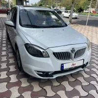 برلیانس ۳۲۰ بی رنگ