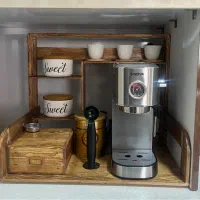 استند چوبی قهوه ساز