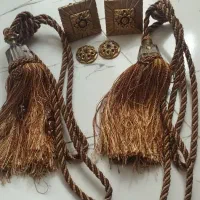 شال پرده و گل میخ