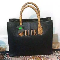 کیف چرم اصل ابعاد 30در30 کاملا نو