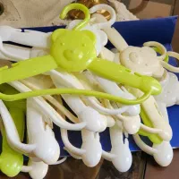 فروش چوبی لباسی کودک