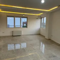 فروش آپارتمان ۱۳۶ متری ۳ خوابه در کوی واحدی