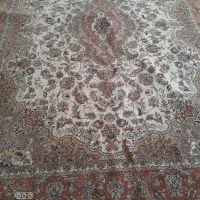یک عدد فرش ۱۲ متری
