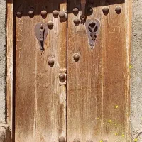 درب چوبی قدیمی