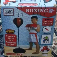 بوکس بچگانه ایستاده کاملا نو