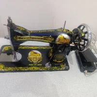 چرخ خیاطی ژانومه با میز
