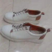 کفش چرمی سایز۳۸ که به سایز ۳۹ هم میخوره
