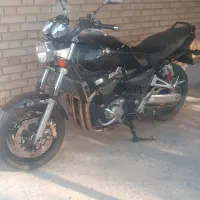 سوزوکی جی اس ایکس۱۴۰۰