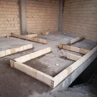 کاشی کاری و بنایی