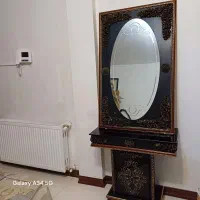 کنسول آینه و میز درحد .درب ورودی و اتاق نو