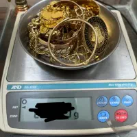 طلای شکسته ۱۰۰زیر تابلو