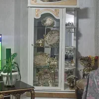 ویترین تاج دار