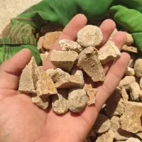 فروش انواع . قره قورت و کره محلی و کشک محلی درجه1