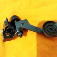 پایه قلطک چرخ خیاطی