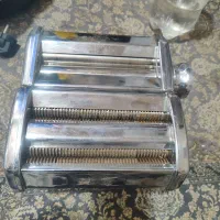 چرخ رشته بری و خمیر پهن کن