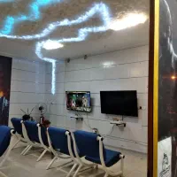 دستگاه ایکس باکس و تلویزیون