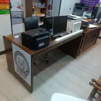 میز اداری و صندلی مدیریتی در حد