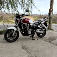 cb1300