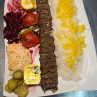 کار ساده باغ رستوران