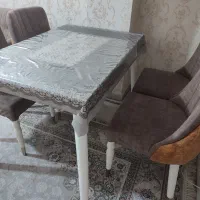 میز و صندلی