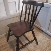 صندلی چوبی