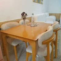 میز نهارخوری چهارنفره