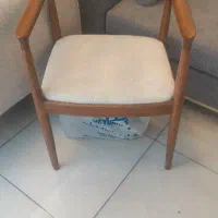 صندلی دسته دار کلاسیک