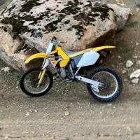 سوزوکی rm125