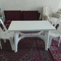 میز و صندلی نهار خوری پلاستیکی